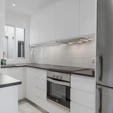 Location In Downtown By Costarentals - Ref 28 Apartment *